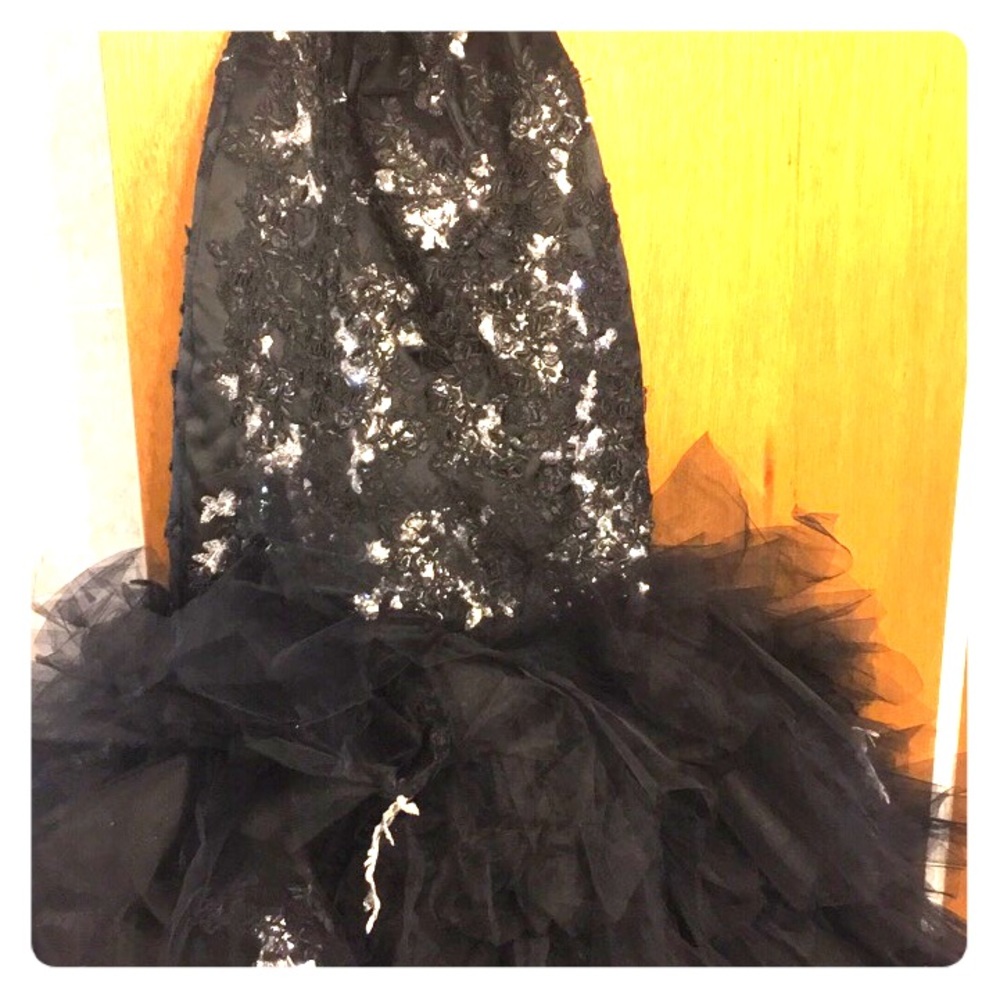 Mermaid prom dress black and silver